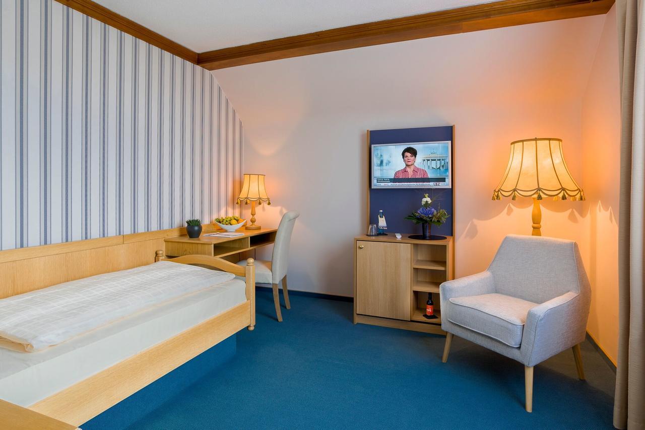 Krone Am Park - Gaestehaus Des Hotel Krone Alzenau in Unterfranken Exteriör bild
